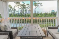 Luxury 3-bedroom townhome in Perdido Key