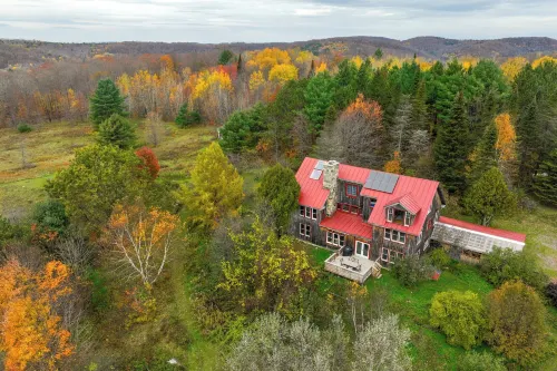 Luxe 14-Acre Vermont Countryside Lodge! - 3-Star