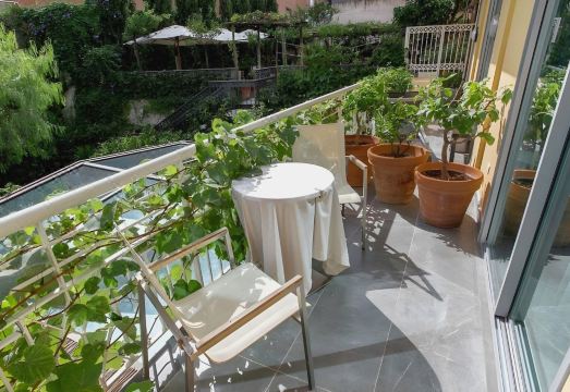 호텔 포럼의 아름다운 정원