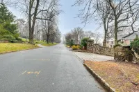 Montclair Vacation Rental ~ 7 Mi to Newark! - WiFi