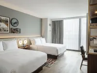 Hilton Arlington Rosslyn the Key Hotels near The Tomb of the Unknown Soldier