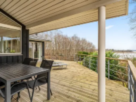 "Nico" - 70m to the Fjord