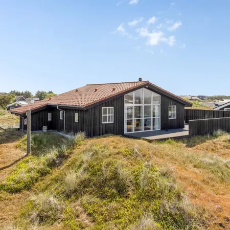 "Benja" - 200m from the Sea