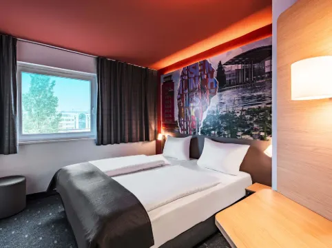 B&B HOTEL München-Messe Featured Photos