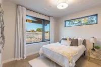 Johnson City Limits Panoramic Hill Country Views!