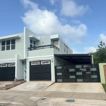 Coastal Town Retreat in Dorado, PR Отели в г. Дорадо