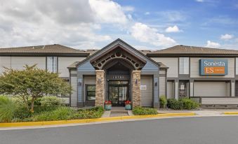 Sonesta ES Suites Dulles Airport