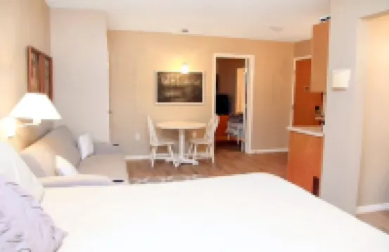 Shanty Creek 2bd 2ba Adjoining Rooms Ski-golf