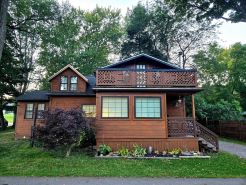 Lakeview Hot Tub Retreat Near Wineries!