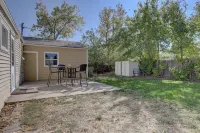 Comfy bungalow and fast Wi-Fi!