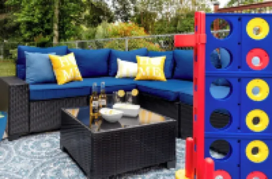 1 block to dwnt/7min to beach/King bed/Free parking