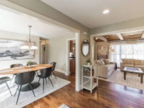 Heavenly Home/Minnetonka Lakes/Nature Scenic View Hotels in Minnetonka