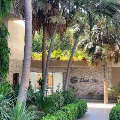 Tahir Guest Palace Hotel Exterior