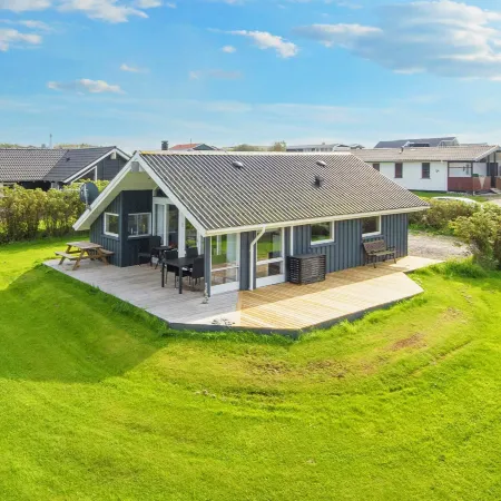 4 person holiday home in Lemvig-By Traum