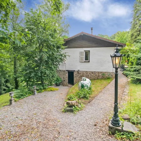 Cozy Hideaway in Ferrières