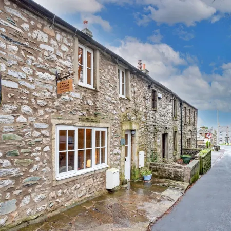 Cottage in Ingleton near Yorkshire Dales Отели в г. Инглтон