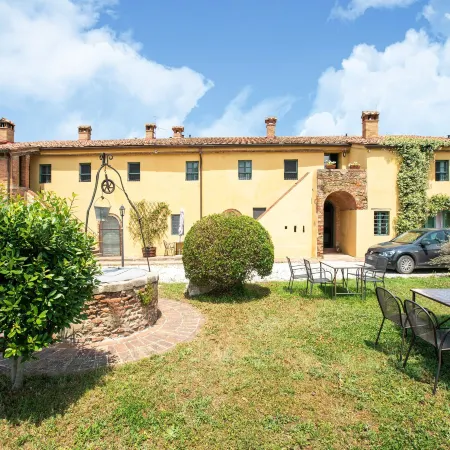 Apartment in Collesalvetti near Pisa