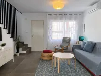 Holiday Home in Nerja near Playa Carabeillo - 방갈로