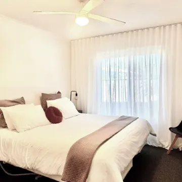 Echuca Moama Holiday Accommodation - Sunny Shackell