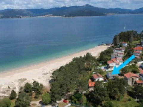 Sunny Home Near the Sea