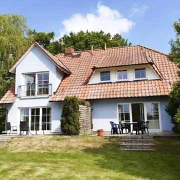 Ferienwohnungen Blaues Haus, Putbus