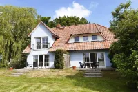 Ferienwohnungen Blaues Haus, Putbus - Familievenlig