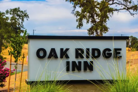 Oak Ridge Inn