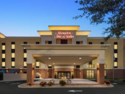 แฮมป์ตัน อินน์แอนด์สวีทส์ แทมปา ย่านบุชการ์เด้นส์ โรงแรมในแทมปา