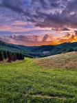 Little Creek Cabin, 2 bedrooms, 1.5 Baths (Sleeps 4)