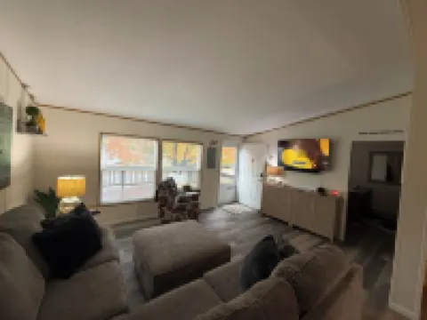 The Perfect StayHome Located Right Next to the Big Horn River and Yellowtail DAM 大角縣酒店