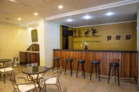 Ritz Plaza Hotel - bar