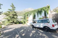Villa Turística de Cazorla - parking