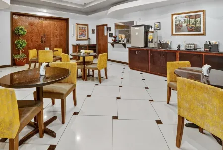 Robinson Inn and Suites