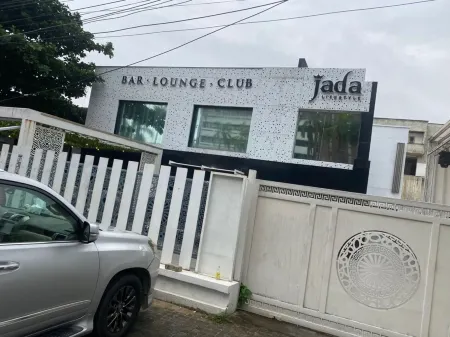 Rush Lagos Hotel, Suites and Launge