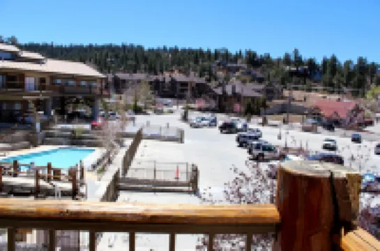 Holiday Inn Resort THE LODGE AT BIG BEAR LAKE by IHG Hotels in Big Bear Lake