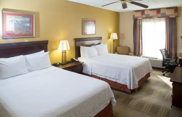 西牛津歡朋酒店