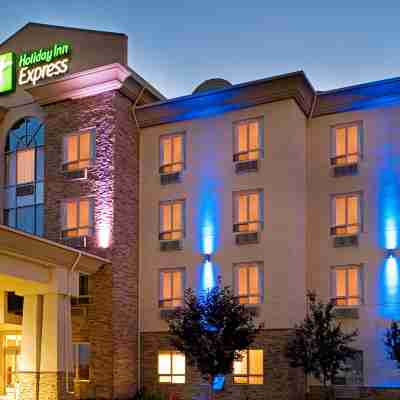 Holiday Inn Express Grande Prairie Hotel Exterior