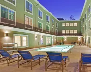 Holiday Inn Express & Suites SANTA CRUZ by IHG - Family