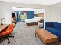 Holiday Inn Express & Suites URBANA-CHAMPAIGN (U OF I AREA) by IHG Hotels in Cunningham Township