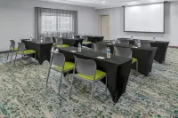 SpringHill Suites Detroit Auburn Hills - parking