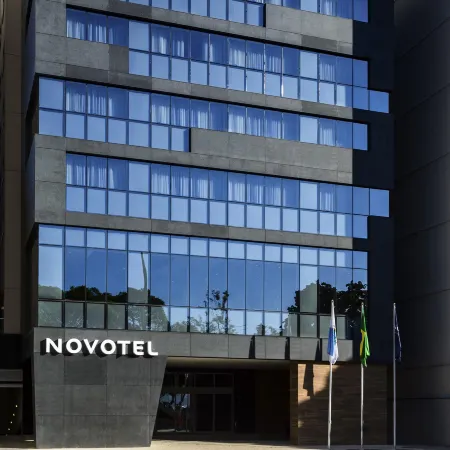 Novotel RJ Praia de Botafogo Отели рядом с достопримечательностью «Пляж Леме»