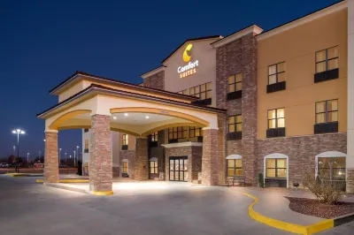 Comfort Suites Hotels near Walmart Supercenter