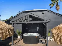 The Arabella North Coast - Bathtub