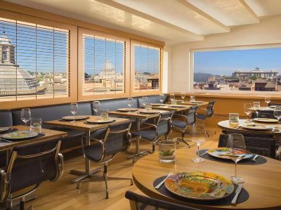 レストラン ホテル ラファエル ルレ&シャトーの写真