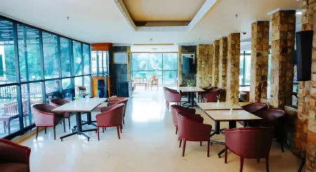 Pia Hotel Bandung