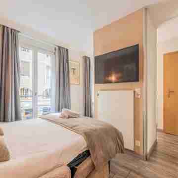 Modern Apartment - AC 1BR/4P - Genève Rooms