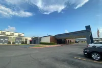 Wyndham New Orleans Airport & Conference Center - parking