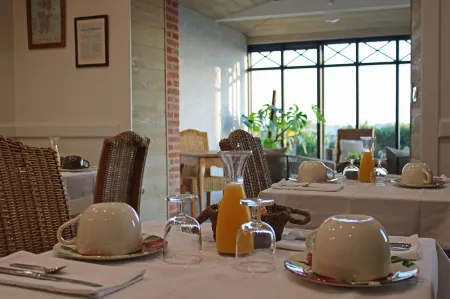 Chambres d'hotes face a Brehat, Maison des iles Отели в г. Плубаланек