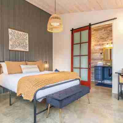 The Gem Estate by Avantstay Modern Farmhouse w/ Lavender Fields + Hot Tub Rooms