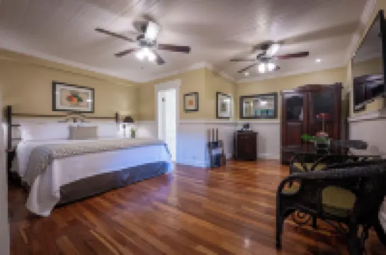 格蘭諾德奧羅飯店